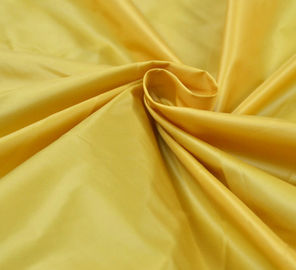 China Kleidergoldtaft-Gewebe, Polyester PU 100%/PA beschichtete Polyester-Taft fournisseur