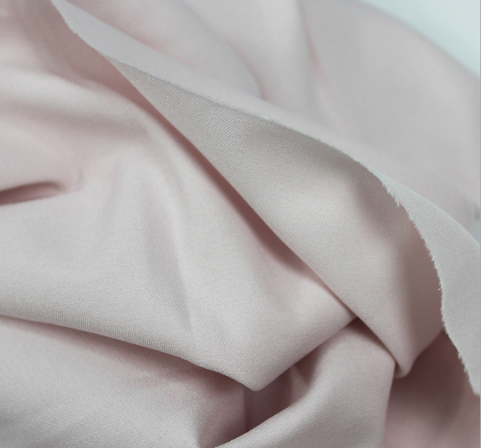 Breathable graues Polyester-Rohseide-Gewebe-super weiches und bequem für Zwischenlagen-Material