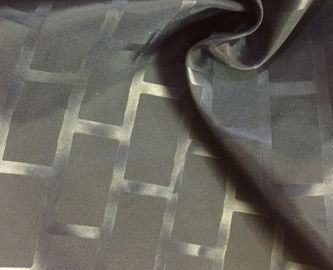 China Glatter Oberflächenpolyurethan-überzogenes Polyester-Gewebe für Stoff-Tasche fournisseur