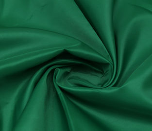China Nylon-Gewebe der Gewohnheits-190T 100 54 G-/MHitzebeständigkeit für Taschen-Kleid fournisseur