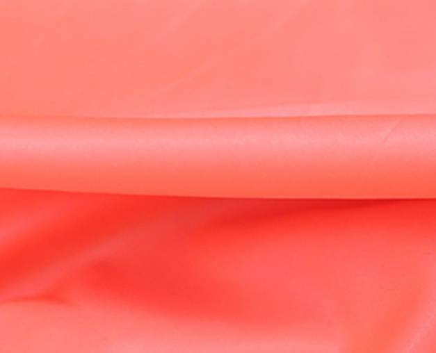 Heller Auftritt-weißes Taft-Gewebe, Taft des Polyester-190t für Zwischenlagen-Material